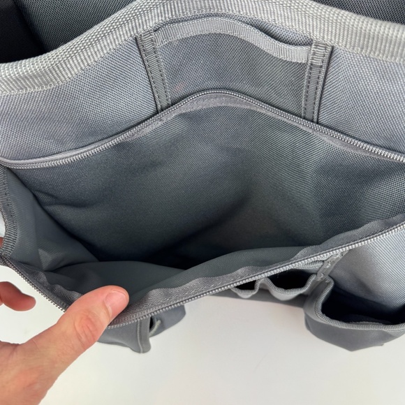 Duluth Trading Cab Commander Truck Car Seat Organizer Gray - Picture 4 of 8